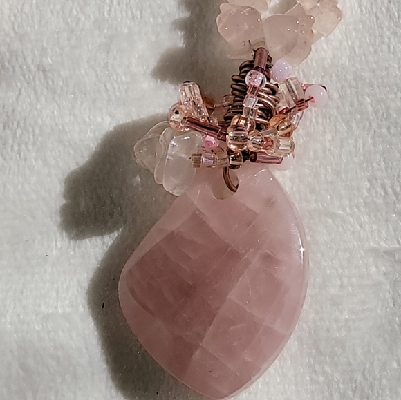 Rose Quartz Large Pendant Stone Crystal Beaded Necklace - Picture 5 of 8